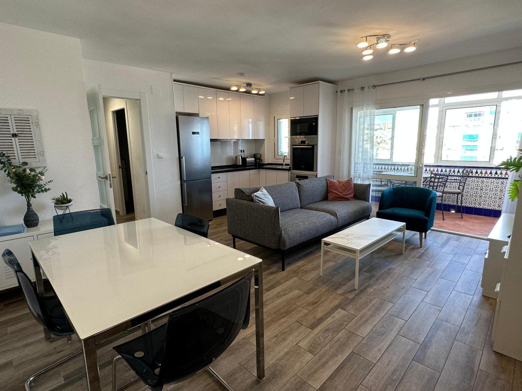 Luxury Beachfront Apartment In Benalmadena Costa Eksteriør billede