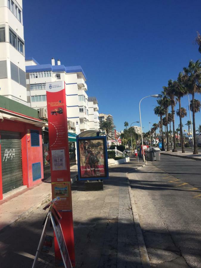 Luxury Beachfront Apartment In Benalmadena Costa Eksteriør billede