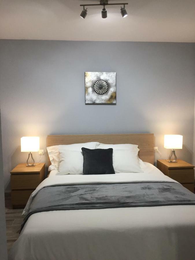 Luxury Beachfront Apartment In Benalmadena Costa Eksteriør billede